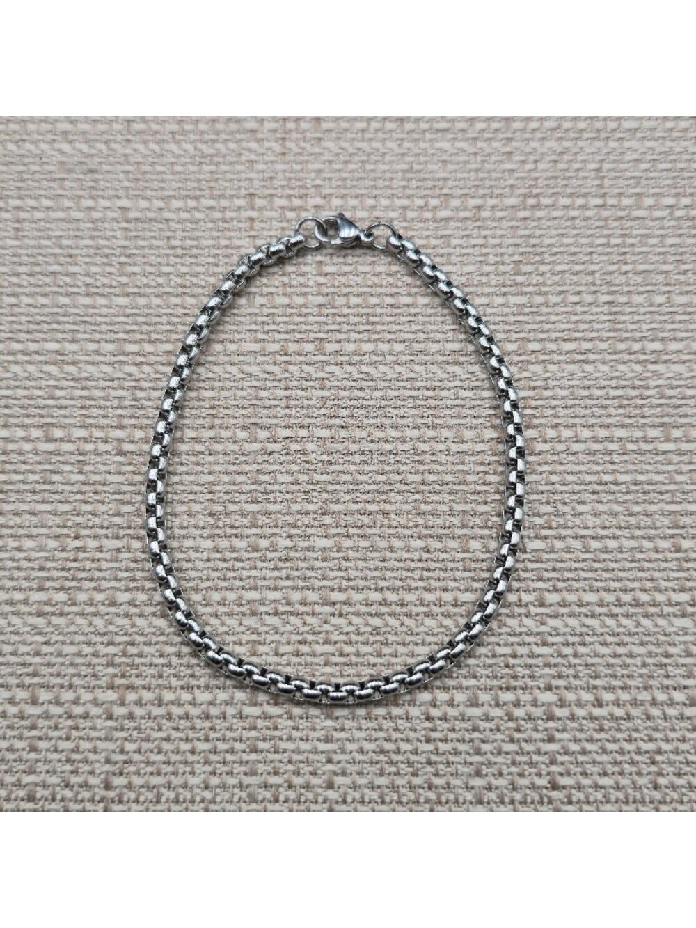 9 Inch Stainless Steel Round Box Chain Bracelet, Venetian Link A8206